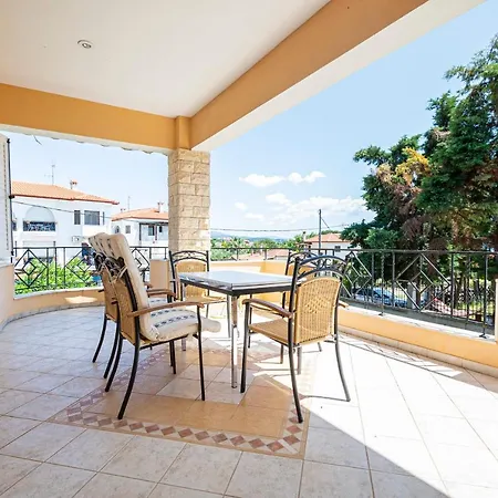 Holiday home Venetia's House By Rentalspro - Halkidiki *